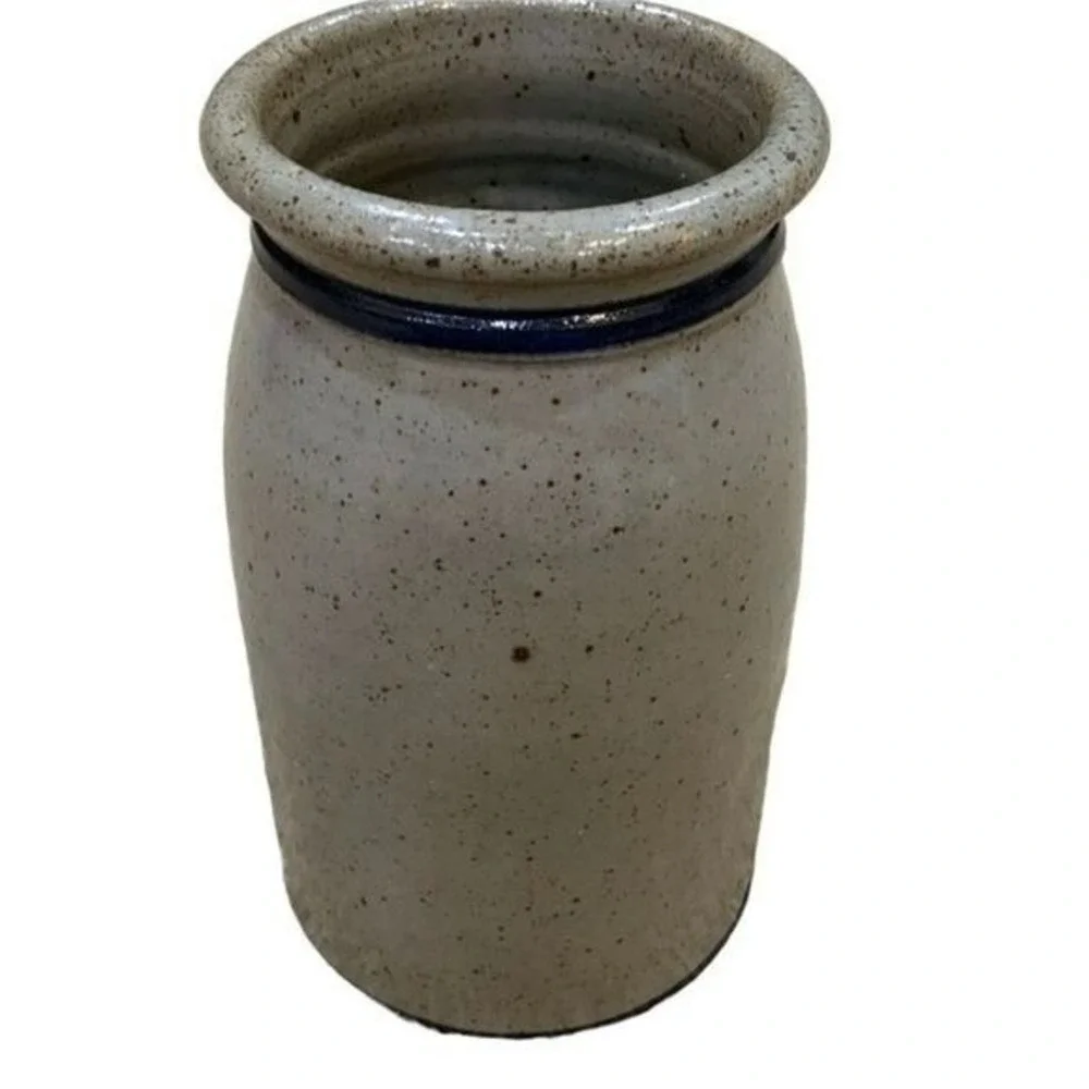 Leavenworth glazed Vase‎ ceramic pottery vase utensil Modern mid-century Vintage